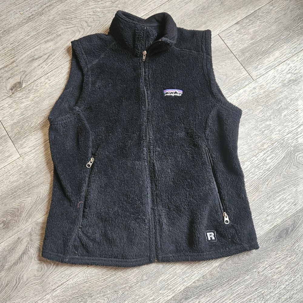Patagonia Women's Black Synchilla Lightweight Fleece Vest Size L